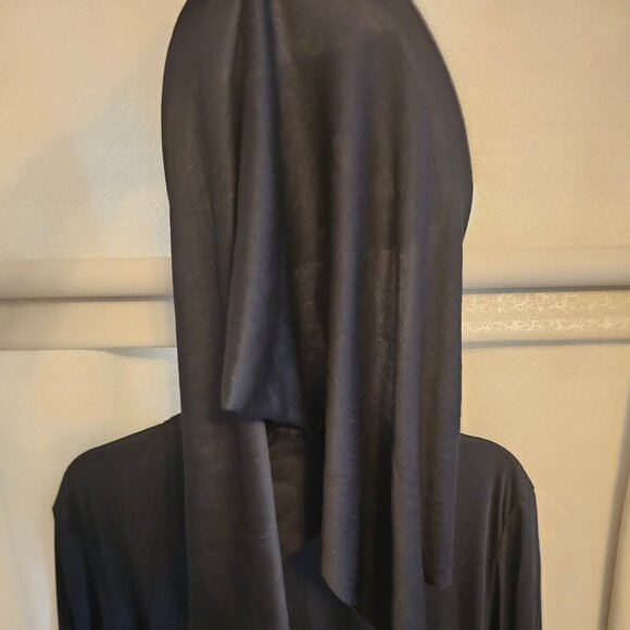 scream mask and robe costume - Picture 3 of 4